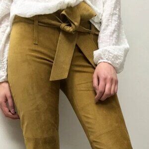 BCBG MAX AZRIA 100% Leather Suede 1970's Style Pant Sz 2 Belt Straight MSRP $598